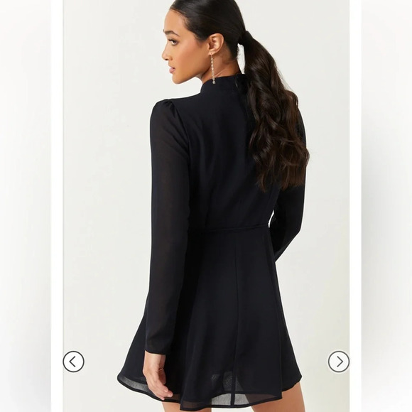 NWT Francesca’s Mi Ami Black Keyhole Wrap Dress Chiffon Sheer Sleeves Large Mock - Picture 4 of 15